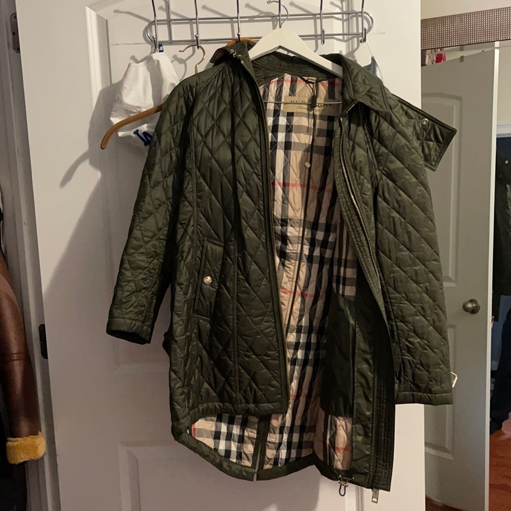 Olive green new Burberry coat